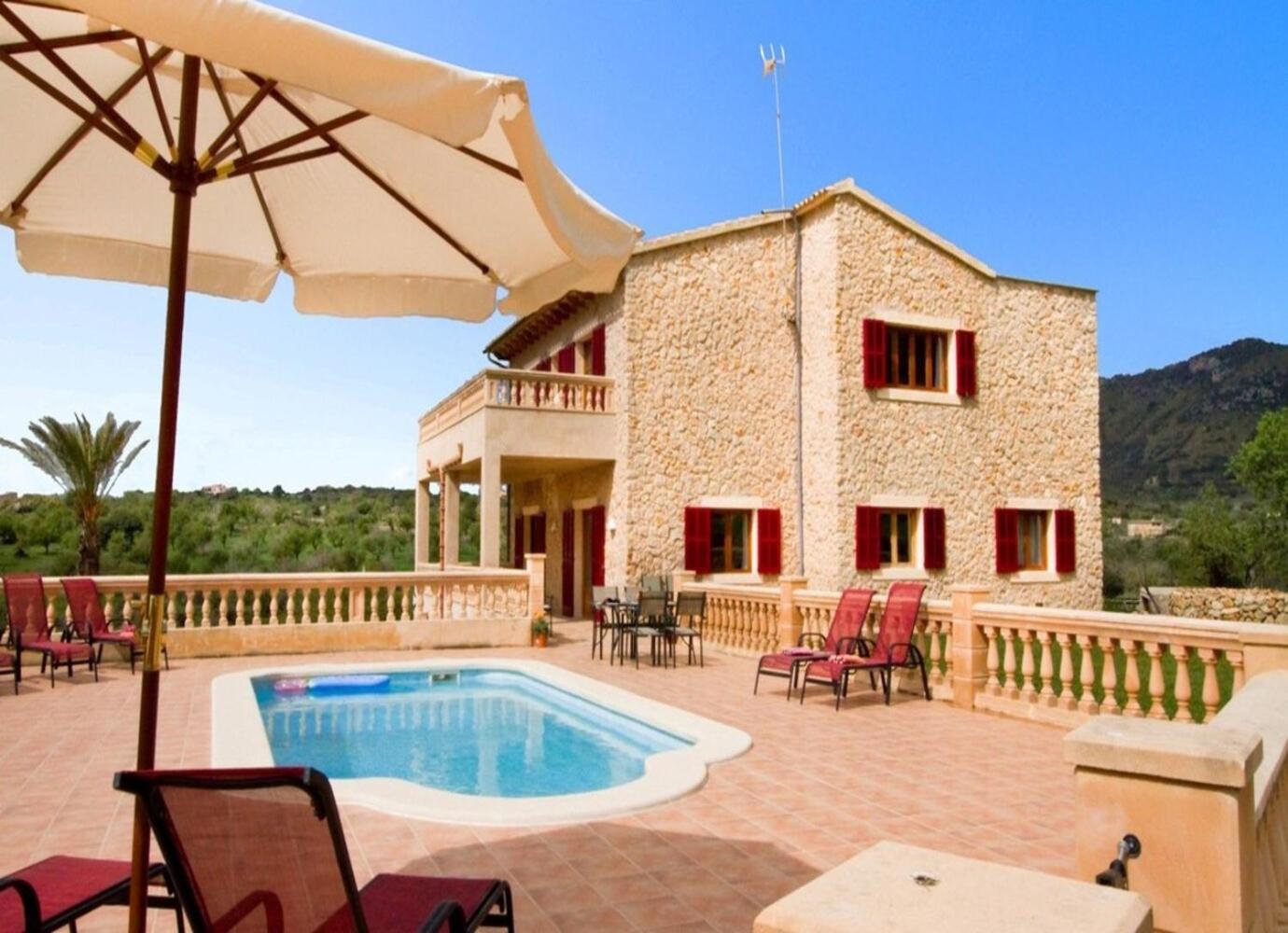 Villa Cas Cavaller Family & Friends Retreat